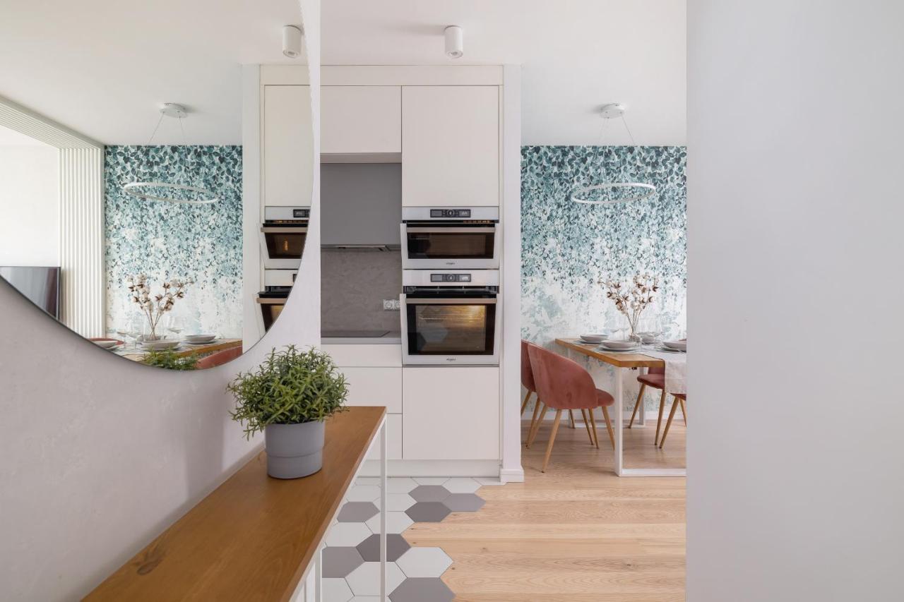 Vetulaniego Apartment With Air Conditioning & Parking By Renters Prestige Krakow Exterior photo